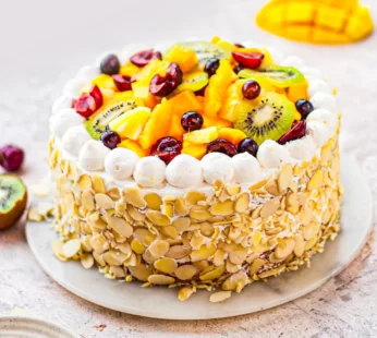 Crunchy And Juicy Fruit Cake