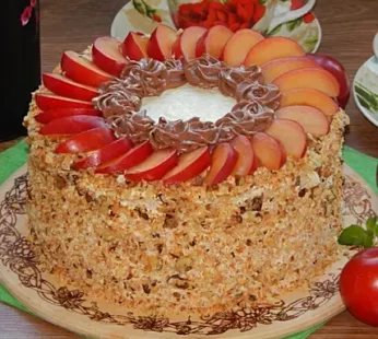 Fruit Walnut Designer Cake