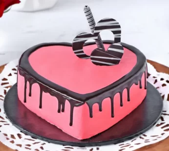 Valentine Strawberry Heart Cake