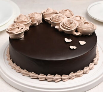 Rich Creamy Chocolate Cake