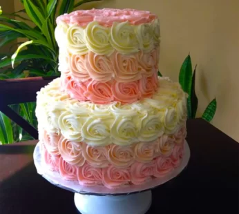 Rosy Decorative Wedding Cakes